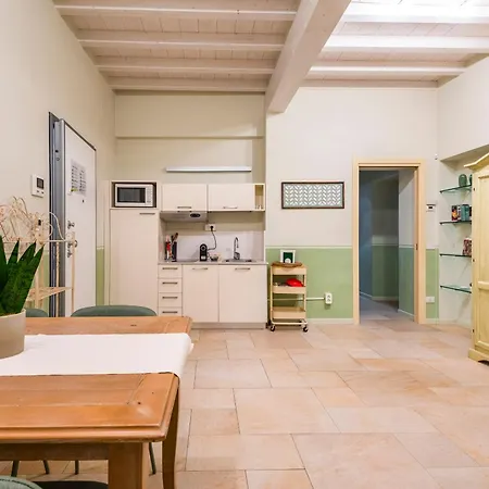 Casa Nadia, Storico Accanto Al Duomo شقة *