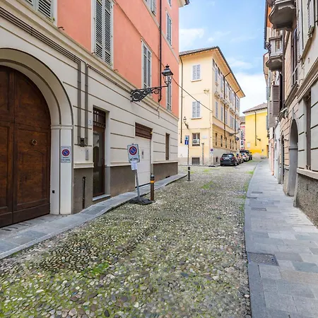 Casa Nadia, Storico Accanto Al Duomo شقة بارما