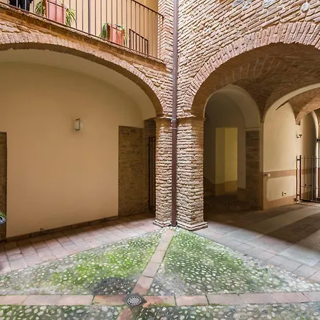 Casa Nadia, Storico Accanto Al Duomo شقة *