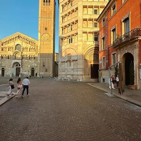 Casa Nadia, Storico Accanto Al Duomo